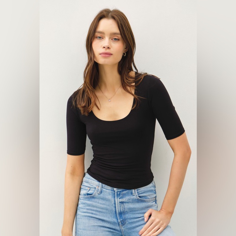 402B-BLACK. Soft Double Layered Short Sleeve Top